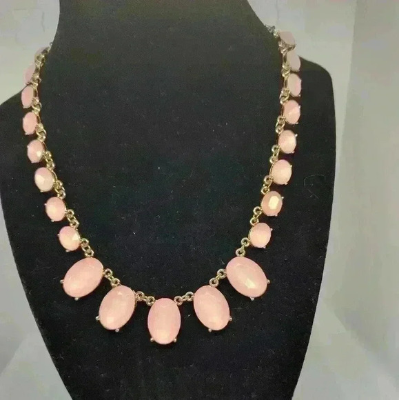 Gold tone with pink stone necklace - Picture 1 of 3